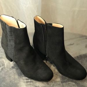 Nine West NW7Qualner Women's Black Suede Boots Size 8 - Like New
